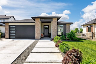 6299 Chateau Ct, Star, ID 83669
