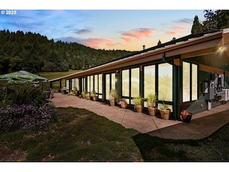 1104 Upper Cow Creek Rd, Azalea, OR 97410