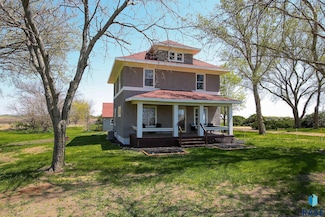 45960 269th St, Chancellor, SD 57015