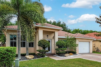13946 S Cypress Cove Cir, Davie, FL 33325