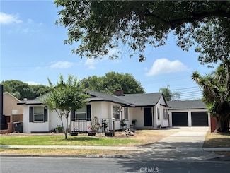 1236 W Santa Clara Ave, Santa Ana, CA 92706