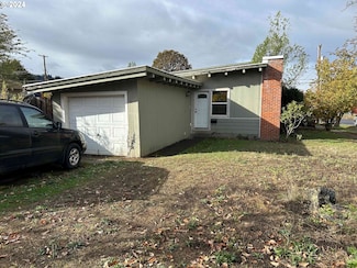 2010 Adams St, Eugene, OR 97405