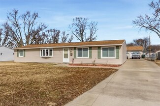 246 Mayden Ave SW, Cedar Rapids, IA 52404