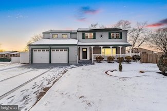 14 Rigel Ct, Blackwood, NJ 08012