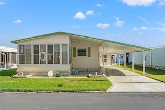 2032 Maui Dr, Holiday, FL 34691