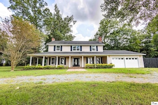 822 Burkett Rd, Oak Grove, LA 71263