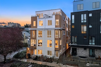 222 10th Ave E, Seattle, WA 98102