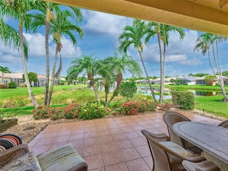 10079 Armani Dr, Boynton Beach, FL 33437