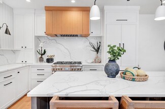 10A Milk St Unit 1, Newburyport, MA 01950