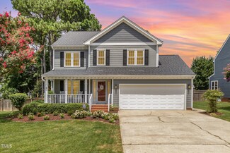 1105 Rainesview Ln, Apex, NC 27502
