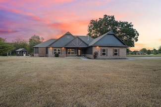 19066 Charleston Loop, Shawnee, OK 74801