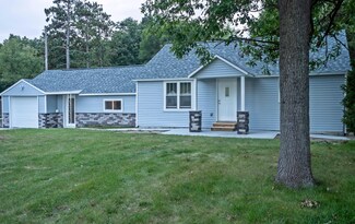 1123 Carr Rd, Muskegon, MI 49442