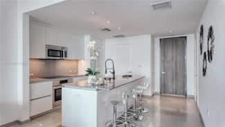 68 SE 6th St Unit 3106, Miami, FL 33131