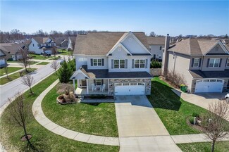 226 Shoreland Cir, Willowick, OH 44095