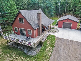 6245 W Longbridge Rd, Pentwater, MI 49449