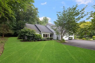 17 Bagy Wrinkle Cove, Warren, RI 02885