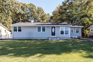 525 Cedar Level Rd, Hopewell, VA 23860