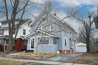 1955 Park Ave SE, Cedar Rapids, IA 52403