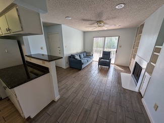 12660 Ashford Point Dr Unit 414, Houston, TX 77082