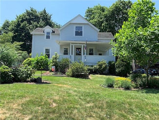 225 Tidewater Dr, Warwick, RI 02889