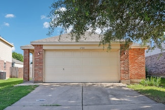 6724 Meadow Way Ln, Fort Worth, TX 76179