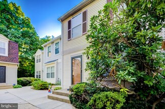 5874 Bridgetown Ct Unit 49, Burke, VA 22015