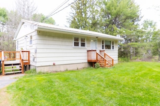 210 Chute Rd, Windham, ME 04062