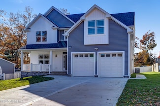 181 Bowline Rd, Stafford Township, NJ 08050