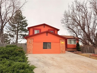 10010 Columbine Ct, Thornton, CO 80229