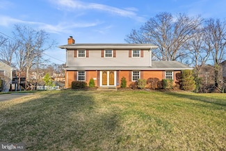 6219 Thornwood Dr, Alexandria, VA 22310