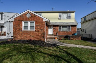 29 Henry St, Lodi, NJ 07644