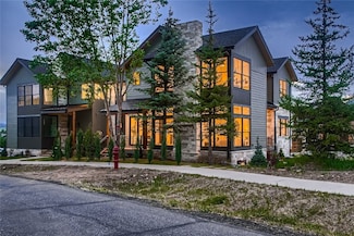 3321 Snowflake Cir, Steamboat Springs, CO 80487