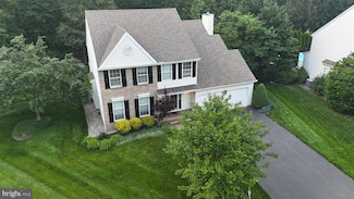 8 Spur Ridge Ct, Newark, DE 19702