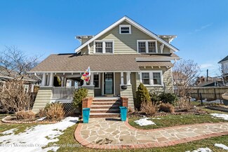 39 Monmouth Pkwy, Monmouth Beach, NJ 07750