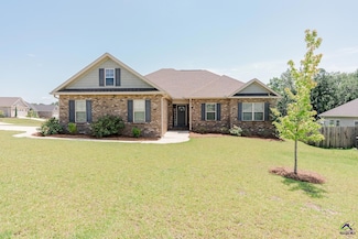 616 Woods Edge Way, Warner Robins, GA 31088