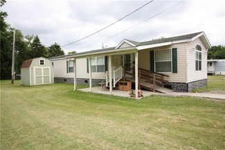 124 2nd St, Jefferson, PA 15344