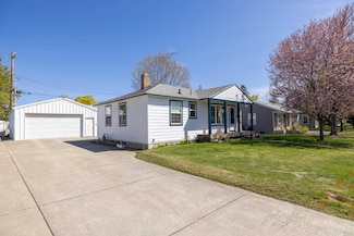 5616 N D St, Spokane, WA 99205