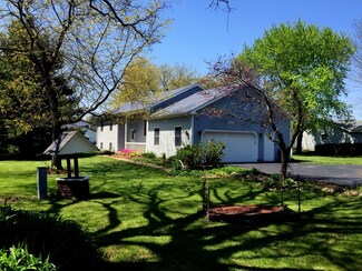 3911 E 2609th Rd, Sheridan, IL 60551