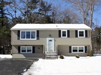27 Ackerman St, Salem, NH 03079