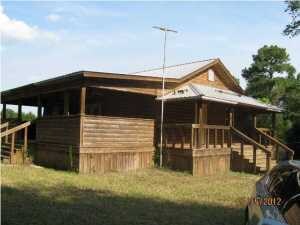 3627 River Rd, Vernon, FL 32462