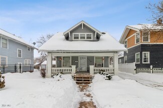 1710 York St, Des Moines, IA 50316