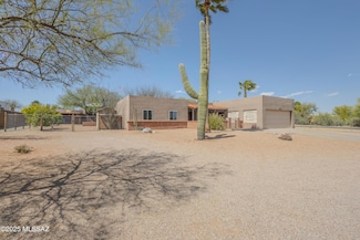 202 W El Nopal, Green Valley, AZ 85614