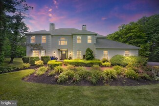 872 Roscommon Rd, Bryn Mawr, PA 19010