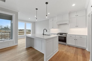 25015 W 94th Terrace, Lenexa, KS 66227