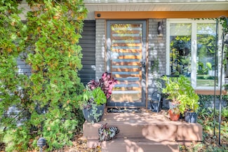 4870 Fleetwood Ln, Jackson, MI 49201