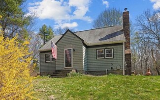 2124 Harkney Hill Rd, Coventry, RI 02816