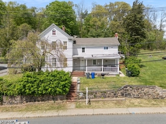 77 W Dewey Ave, Wharton, NJ 07885
