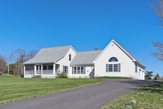 61 Pond Rd, Albion, ME 04910