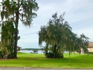 3130 Tanglewylde Ave, Lake Placid, FL 33852
