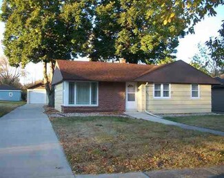 305 E 3rd St, Minneota, MN 56264